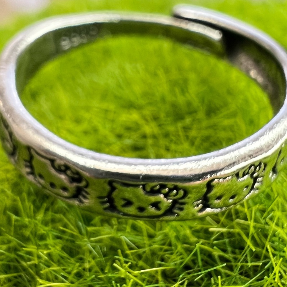 Hello Kitty Silver Ring - Picture 10 of 10